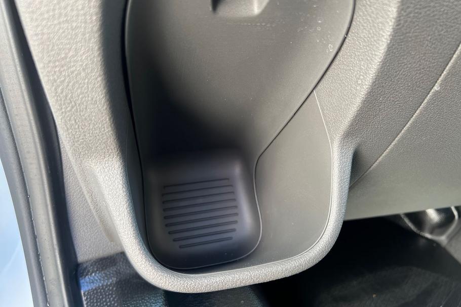 Used FORD TRANSIT WR75CWO 23