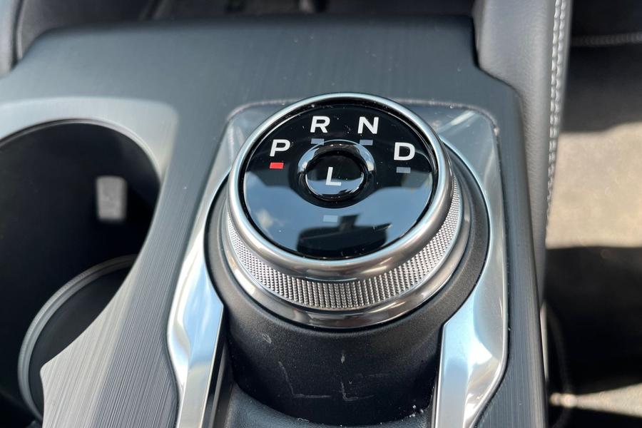 Ford Kuga Photo autoimg-81f26bb08aa5f019f365e6144aae9da5ae4155d3.jpg