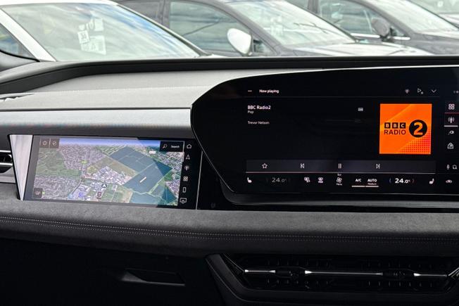 AUDI Q6 E-Tron Photo 25