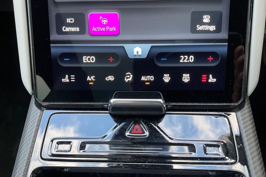 Ford Explorer Photo autoimg-81fb7a8bb08b3df52b196e669e1acd537eff384f.jpg