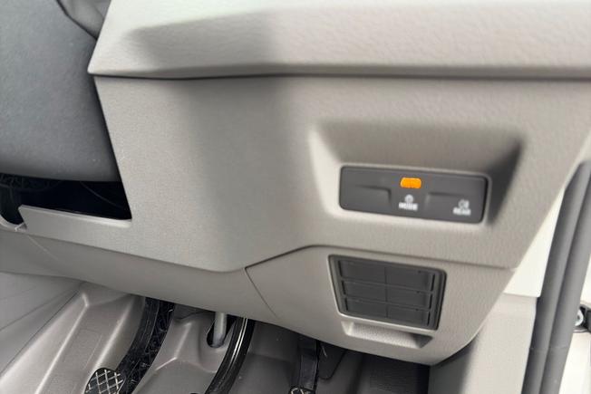 Volkswagen Crafter Photo 45