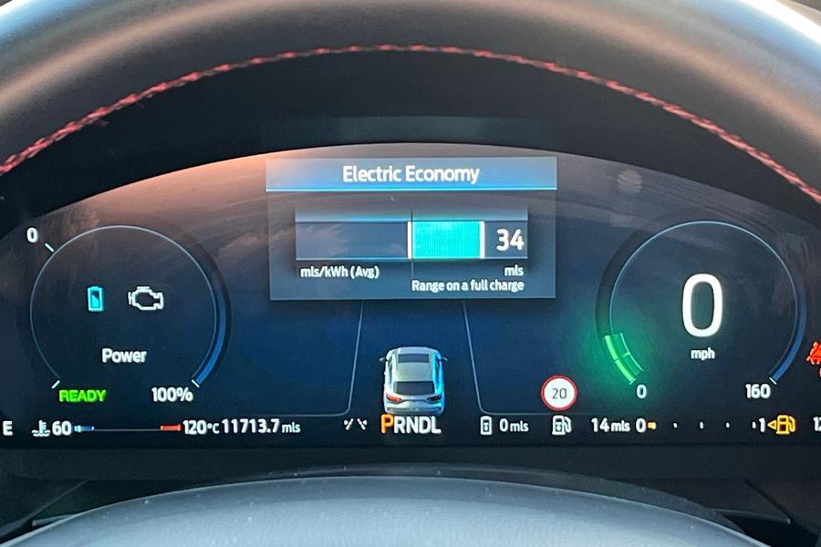 Ford Kuga Photo autoimg-8200d61dcfbe397dfc6c1e0b447825908d32a2d6.jpg
