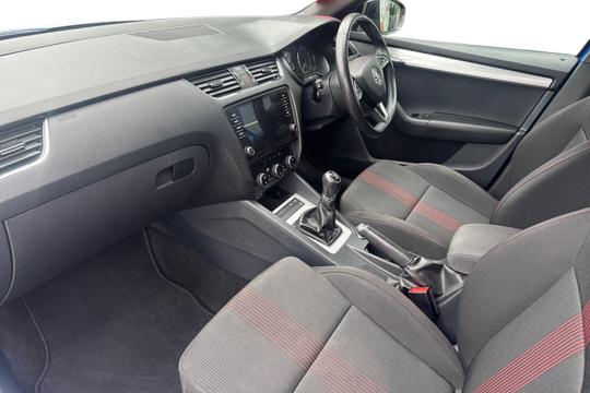 Skoda Octavia Photo autoimg-8200f84f88957ebb9392da0781f140ee0d9430fa.jpg