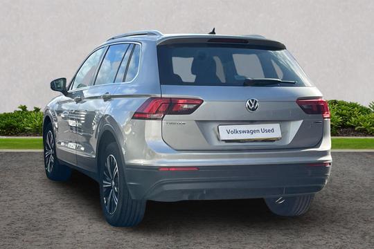 Volkswagen Tiguan Photo autoimg-8204490e773c09046697e6962afe41025f5a8c1b.jpg