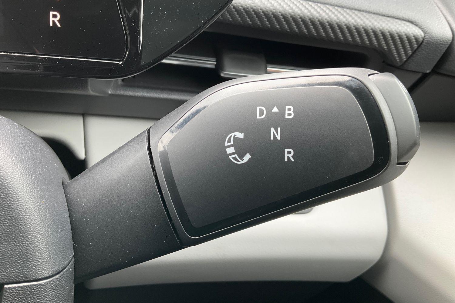 Ford Explorer Photo 14