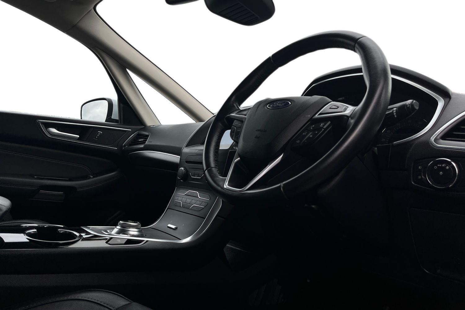 Ford S-MAX Photo 8