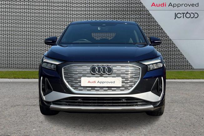 AUDI Q4 E-Tron Photo 8