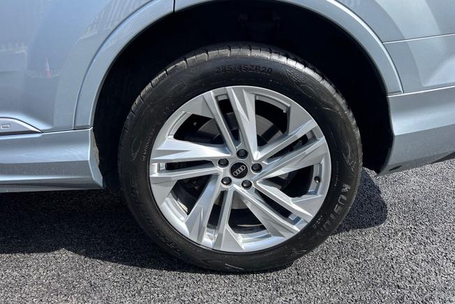 Audi Q7 Photo 27