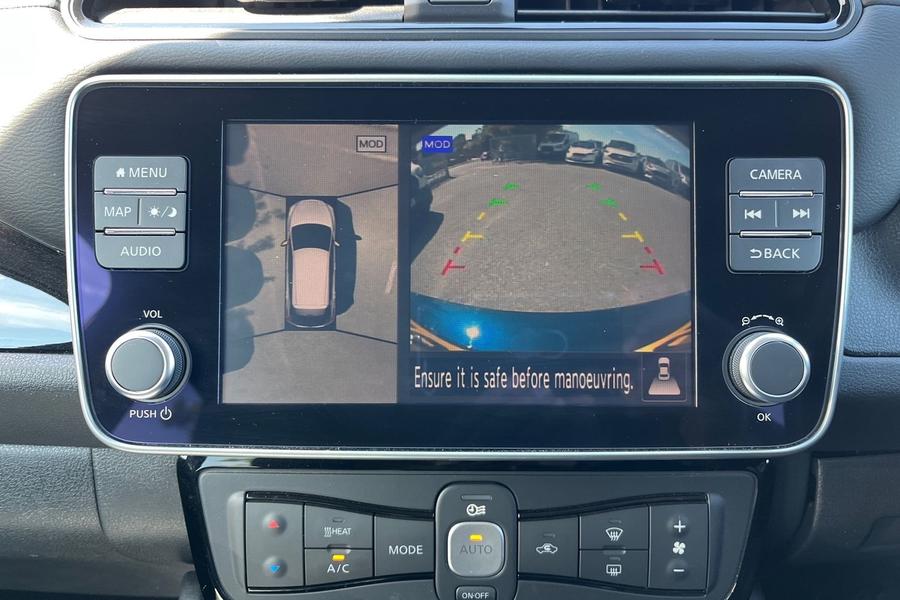 Nissan LEAF Photo autoimg-820a0be0a6466e0138b8bc8da6b1e81f306d0545.jpg