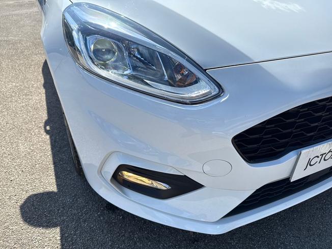 FORD Fiesta Photo 29