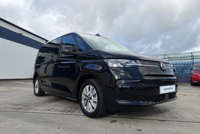 VOLKSWAGEN Multivan Photo 21