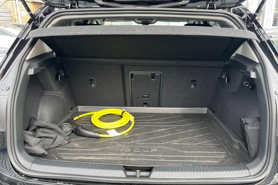 Volkswagen Golf Photo autoimg-821254eb1feaf9745de52d6c37b02ca91b73183b.jpg