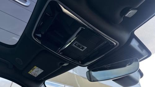 Land Rover Range Rover Velar Photo autoimg-821841b39f7be6d8a889dcf7a95f2675e09301e4.jpg