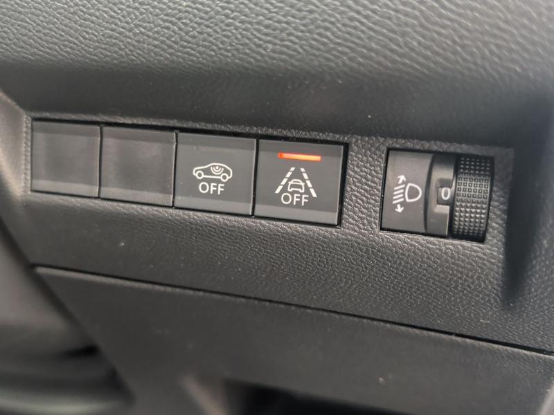 Used Peugeot 2008 NV21SSZ 42