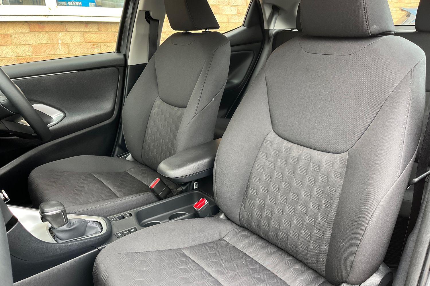 Toyota Yaris Photo 18