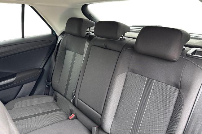 Volkswagen T-Roc Photo 9