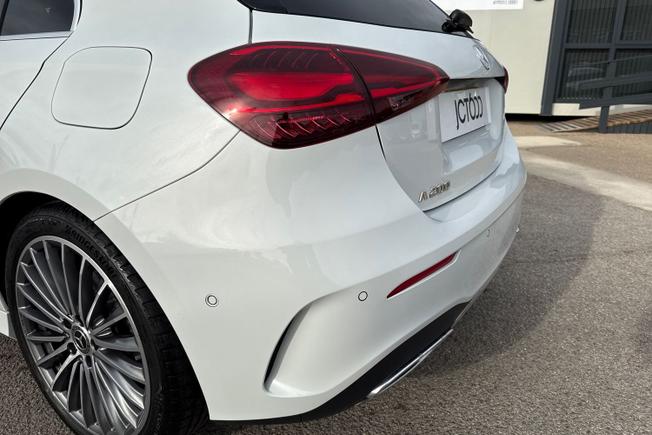 MERCEDES-BENZ A Class Photo 25