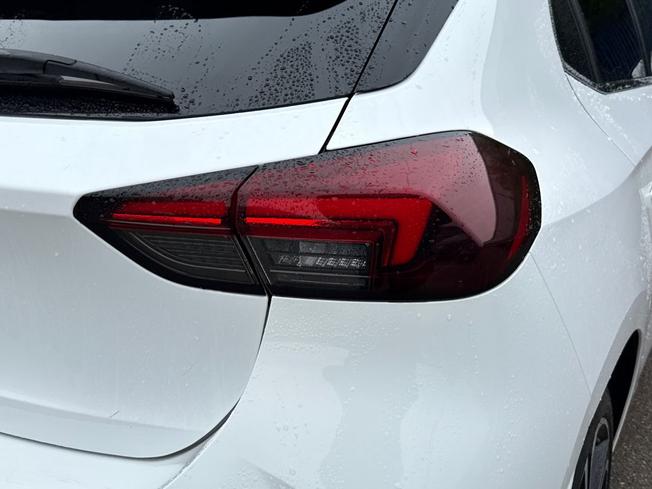 VAUXHALL CORSA Photo 18