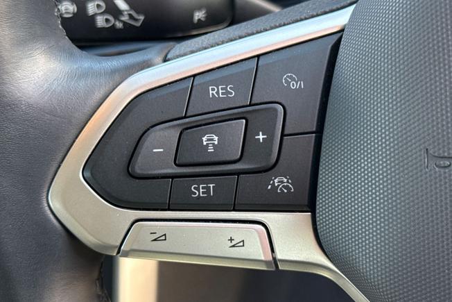 VOLKSWAGEN Polo Photo 16