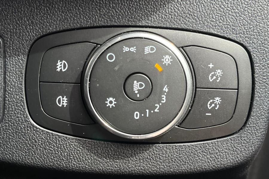 Ford PUMA Photo autoimg-822a95b384f13b705b6b0720ec2efce8676af69f.jpg