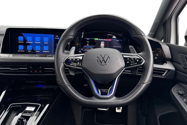 VOLKSWAGEN Golf Photo 11
