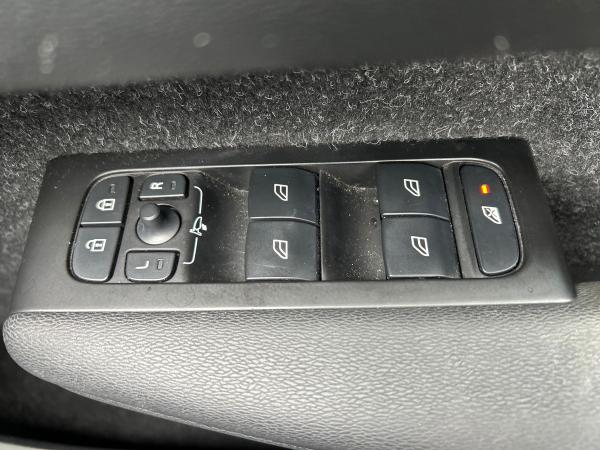 Volvo XC40 Photo autoimg-822f9df9116b4dcabd73ca3bce36fa31517398e0.jpg