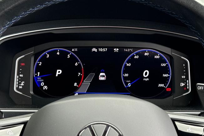 VOLKSWAGEN Tiguan Photo 34