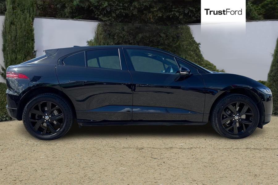 Jaguar I-PACE Photo autoimg-82324f2c4140fc144596dffd17ab27e27c57e5c9.jpg