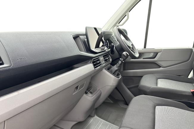 Volkswagen Crafter Photo 2