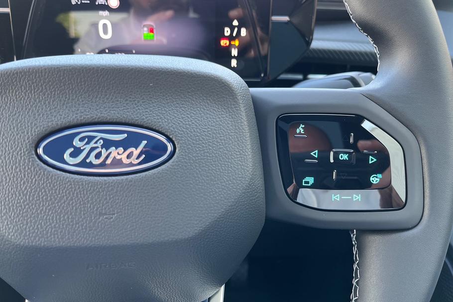 Used Ford Explorer 36