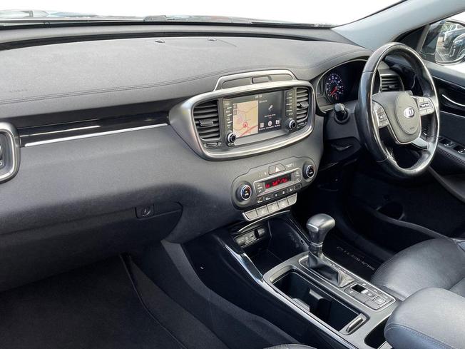 Kia Sorento Photo 2