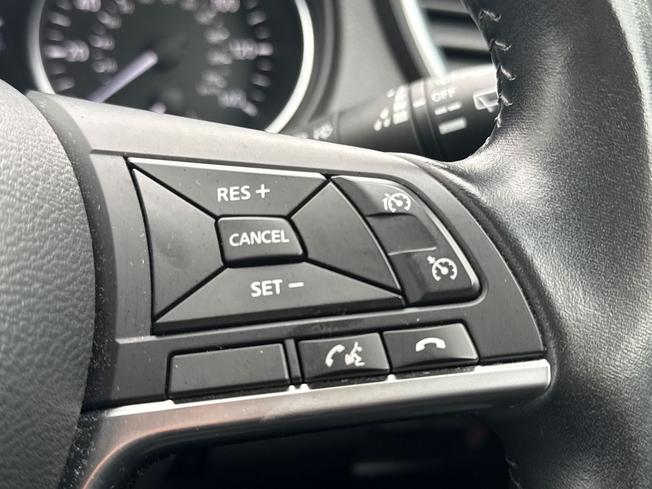 NISSAN Qashqai Photo 17