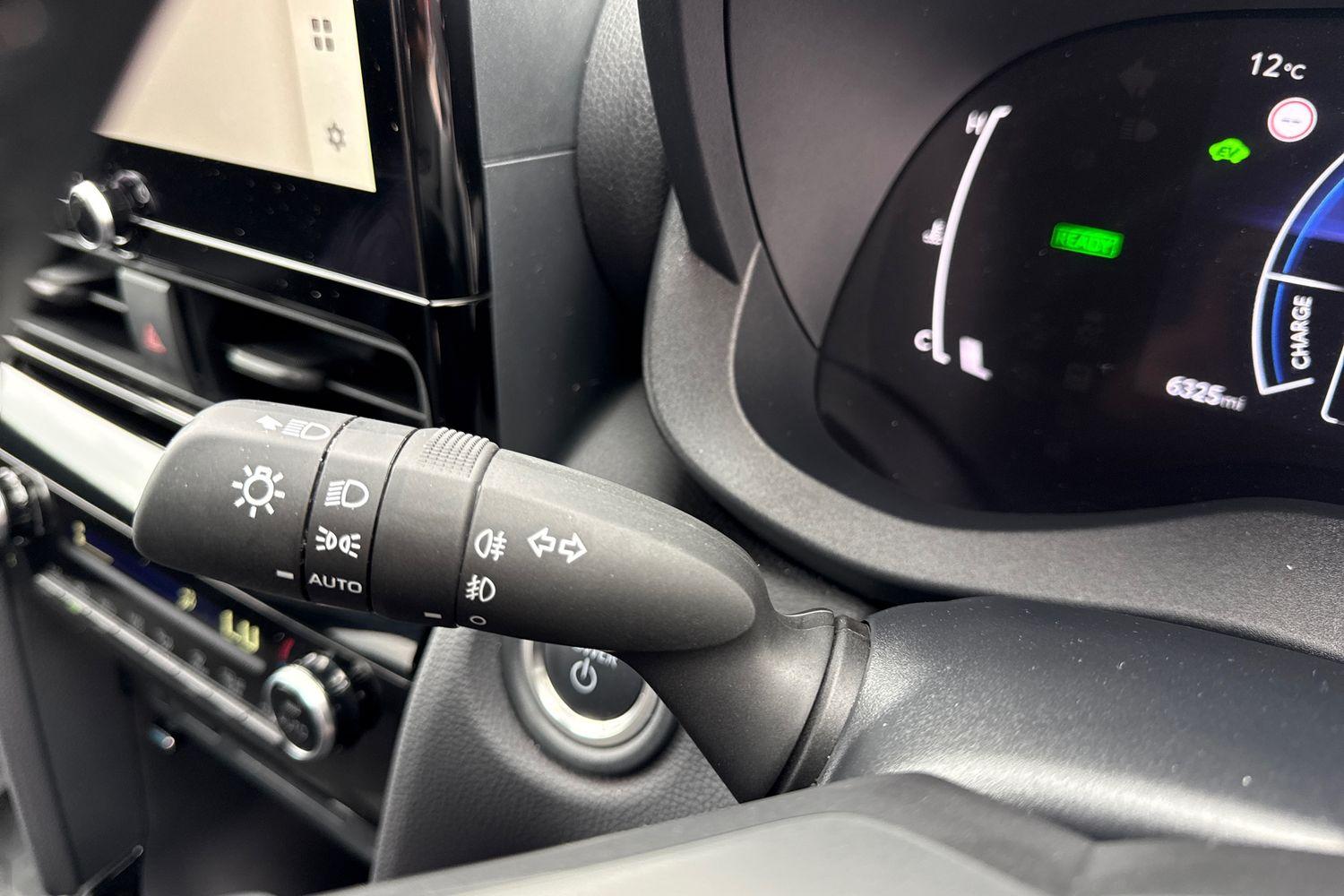 Toyota YARIS CROSS Photo 13