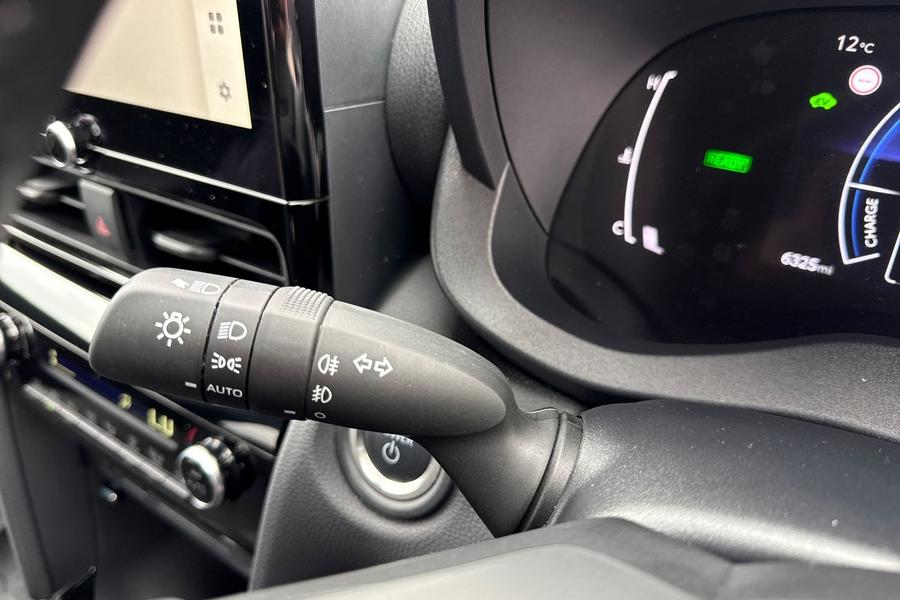 Toyota YARIS CROSS Photo autoimg-823d7e13768856cfe73b2ed1bab99d13258eb69d.jpg