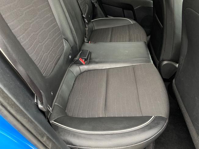 KIA Stonic Photo 31