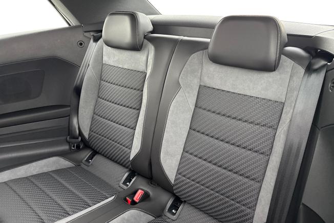 VOLKSWAGEN T-Roc Photo 9