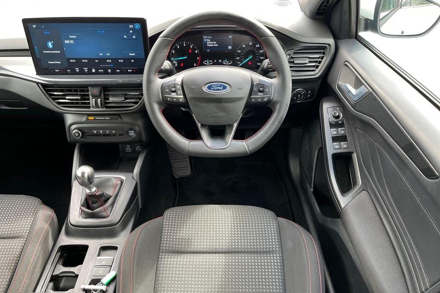 Ford FOCUS Photo autoimg-8242e0a605567b9174c83bc26cb7d373dd540749.jpg