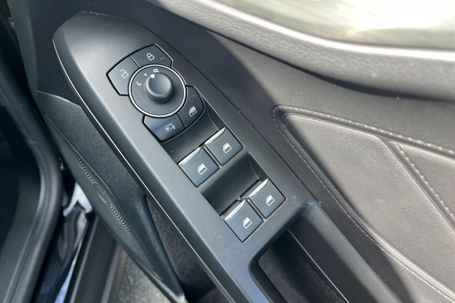 Ford Focus Photo 15