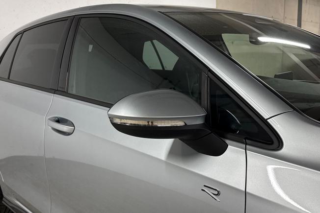 Volkswagen Golf Photo 20