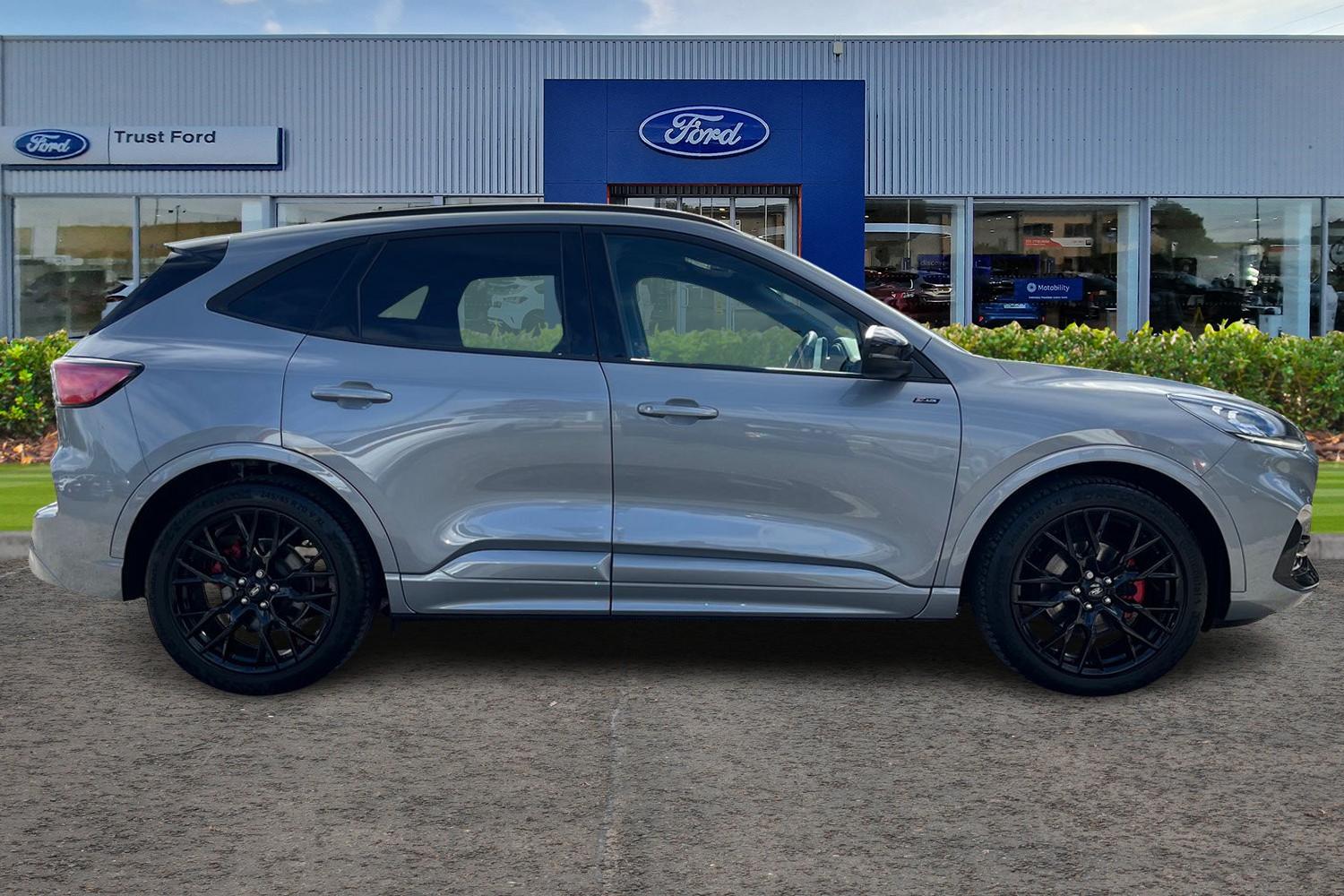 Ford Kuga Photo 2