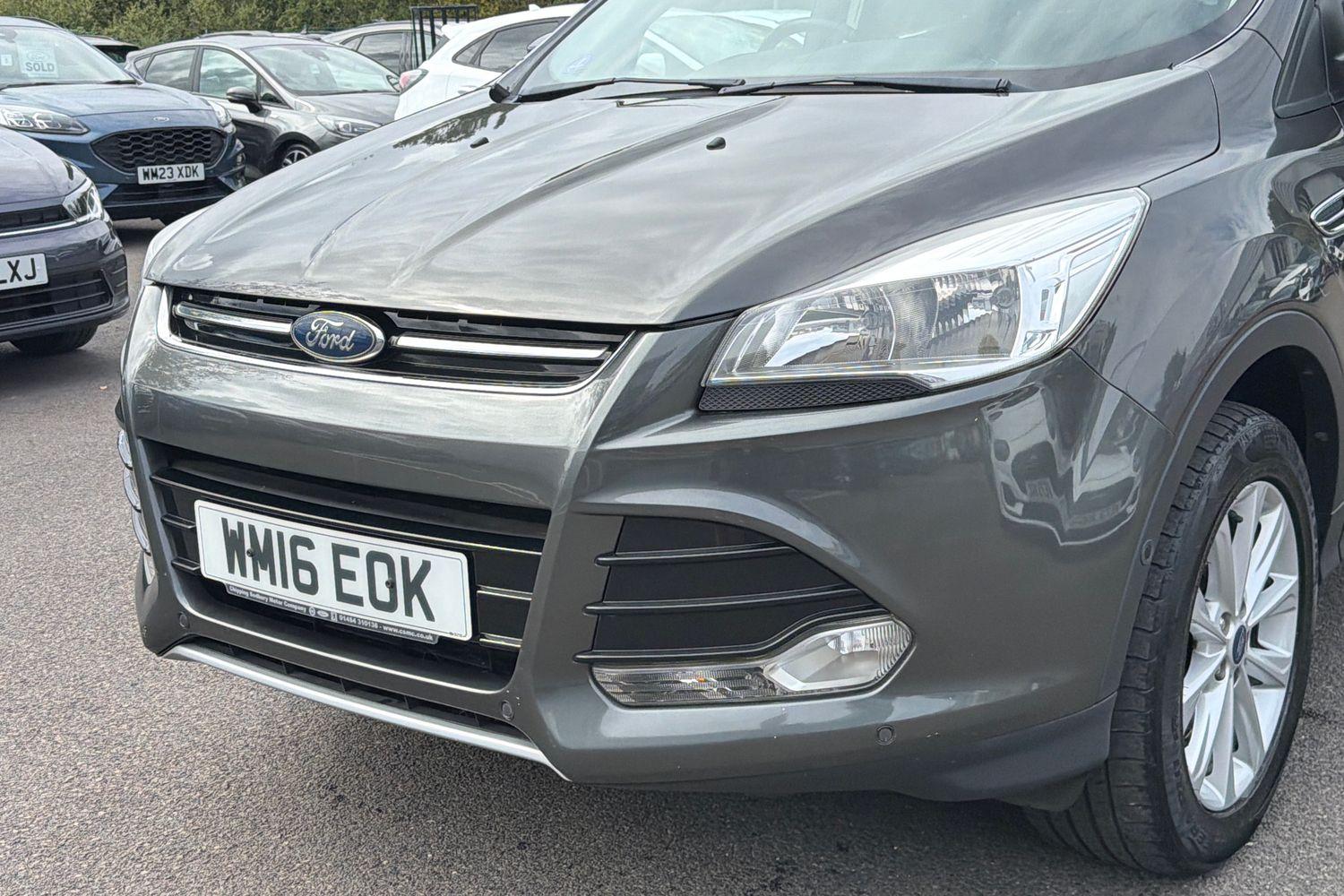 Ford KUGA Photo 24
