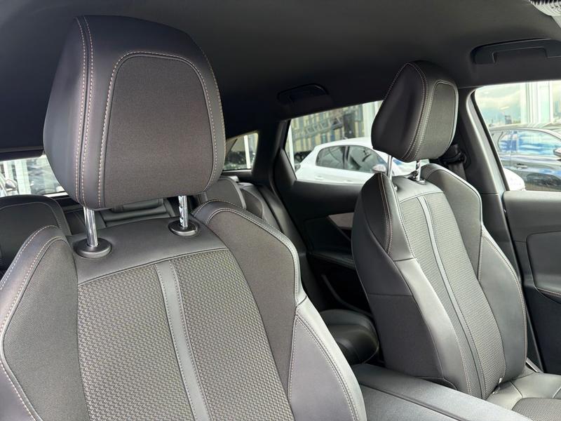 Used Peugeot 3008 EK22ZBE 34