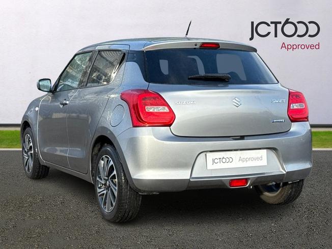 SUZUKI Swift Photo 3