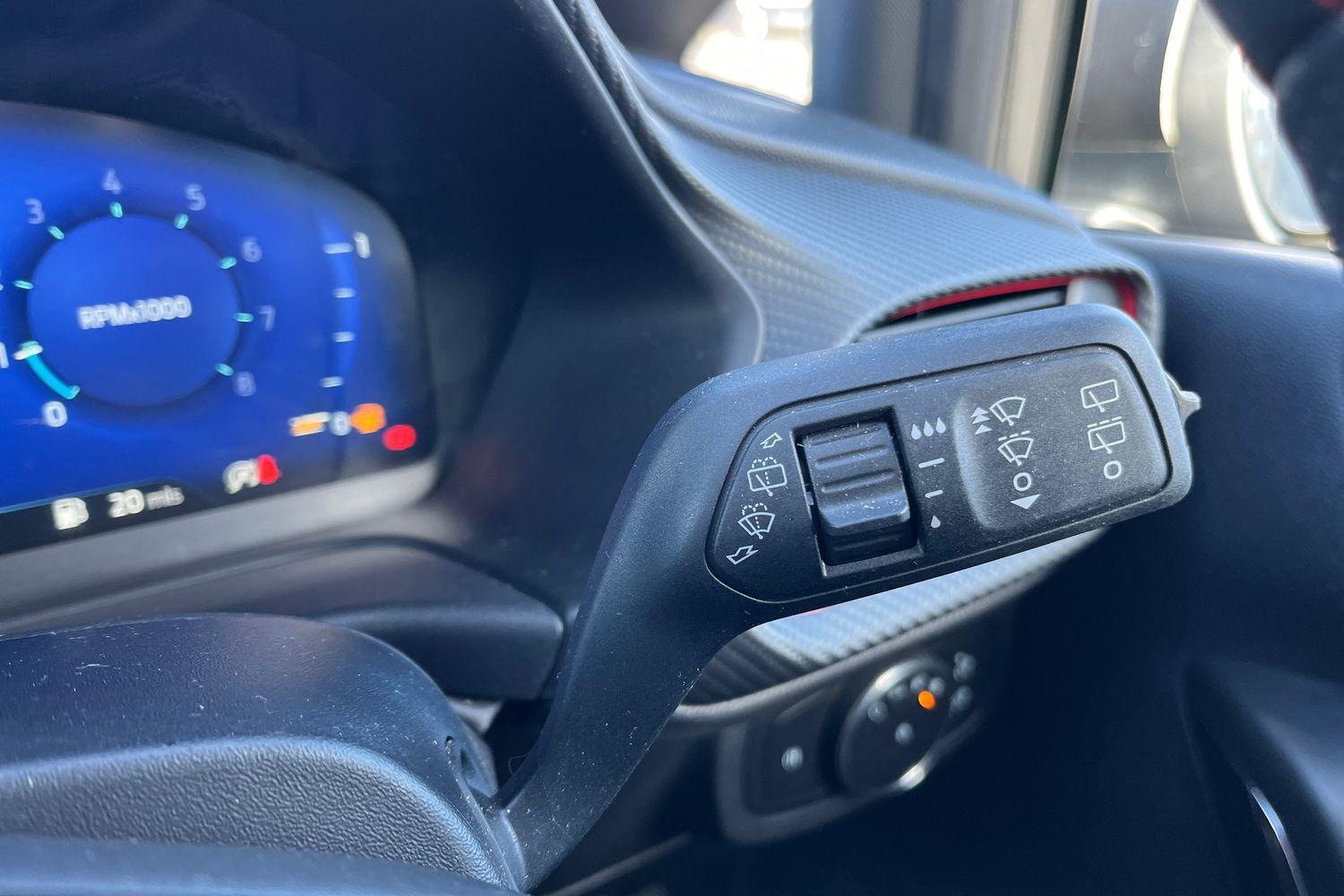 Ford FIESTA Photo 14