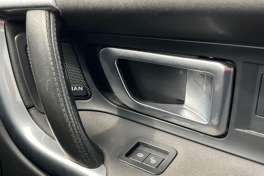 Land Rover DISCOVERY SPORT Photo autoimg-825de851ac8e1559f36109431bfc43eccf3d0057.jpg