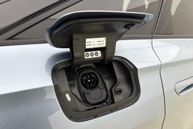 VOLKSWAGEN Id.7 Photo 22