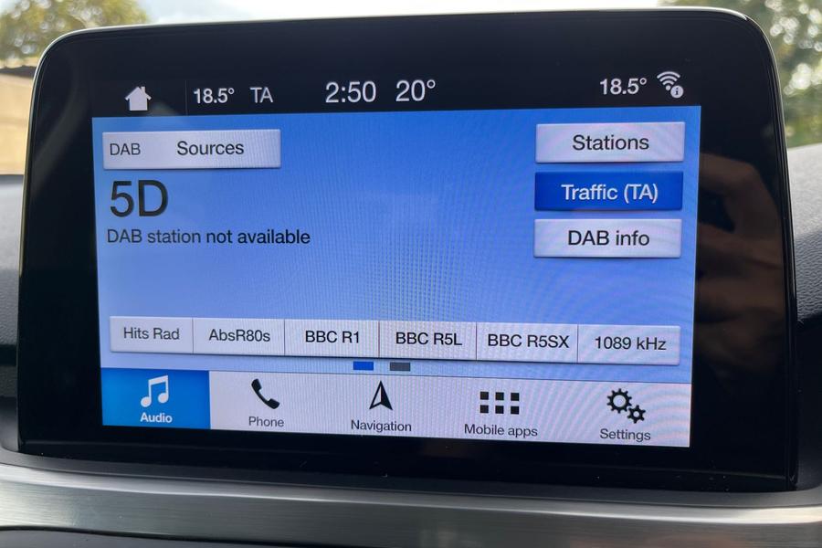 Ford FOCUS Photo autoimg-825fb0d49ae41f064434efaf122dc2056f044c6e.jpg