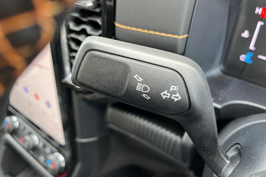Ford RANGER Photo autoimg-82649b04bc50b53bd7c80930684f575925d22f6f.jpg
