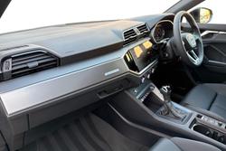 AUDI Q3 Photo 2