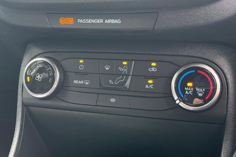 Ford FIESTA Photo autoimg-826a4bc037df25b4435c1ebfa1127459656ed5e7.jpg